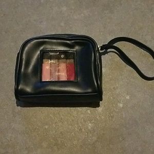 Elizabeth Arden Lipgloss and Clutch Set